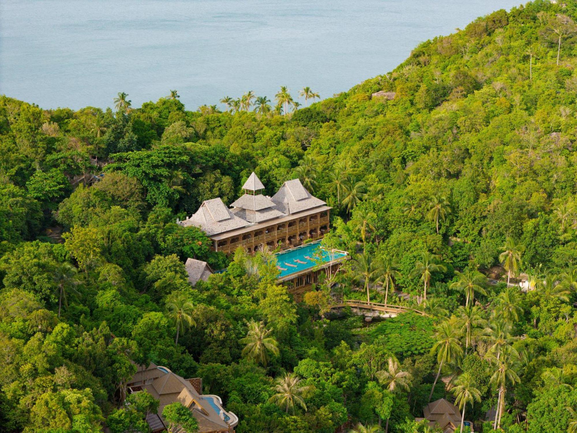 Santhiya Koh Phangan Resort&Spa - SHA Extra Plus Bagian luar foto Aerial view of the resort