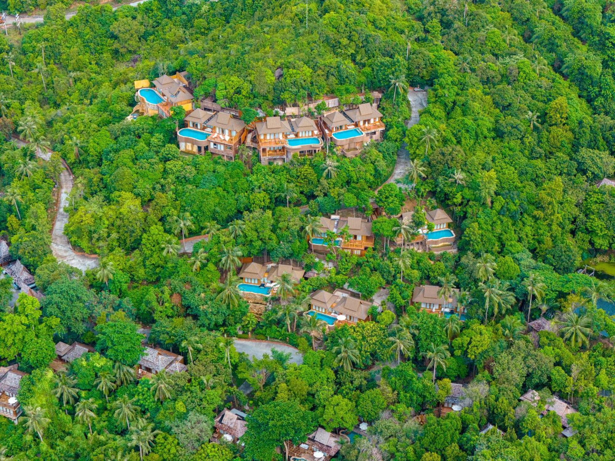Santhiya Koh Phangan Resort&Spa - SHA Extra Plus Bagian luar foto Aerial view of the resort