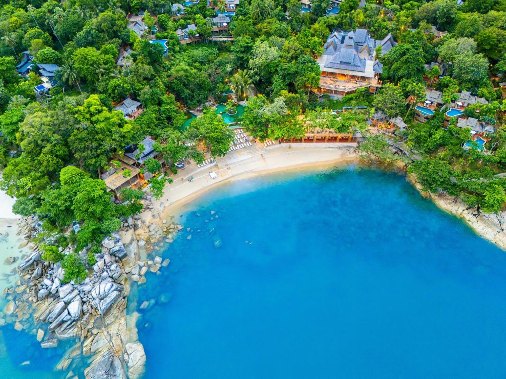 Santhiya Koh Phangan Resort&Spa - SHA Extra Plus Bagian luar foto Aerial view of the resort