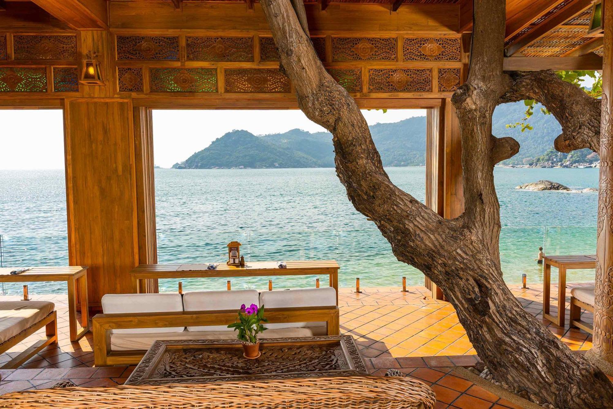 Santhiya Koh Phangan Resort&Spa - SHA Extra Plus Bagian luar foto View of the beach from the resort