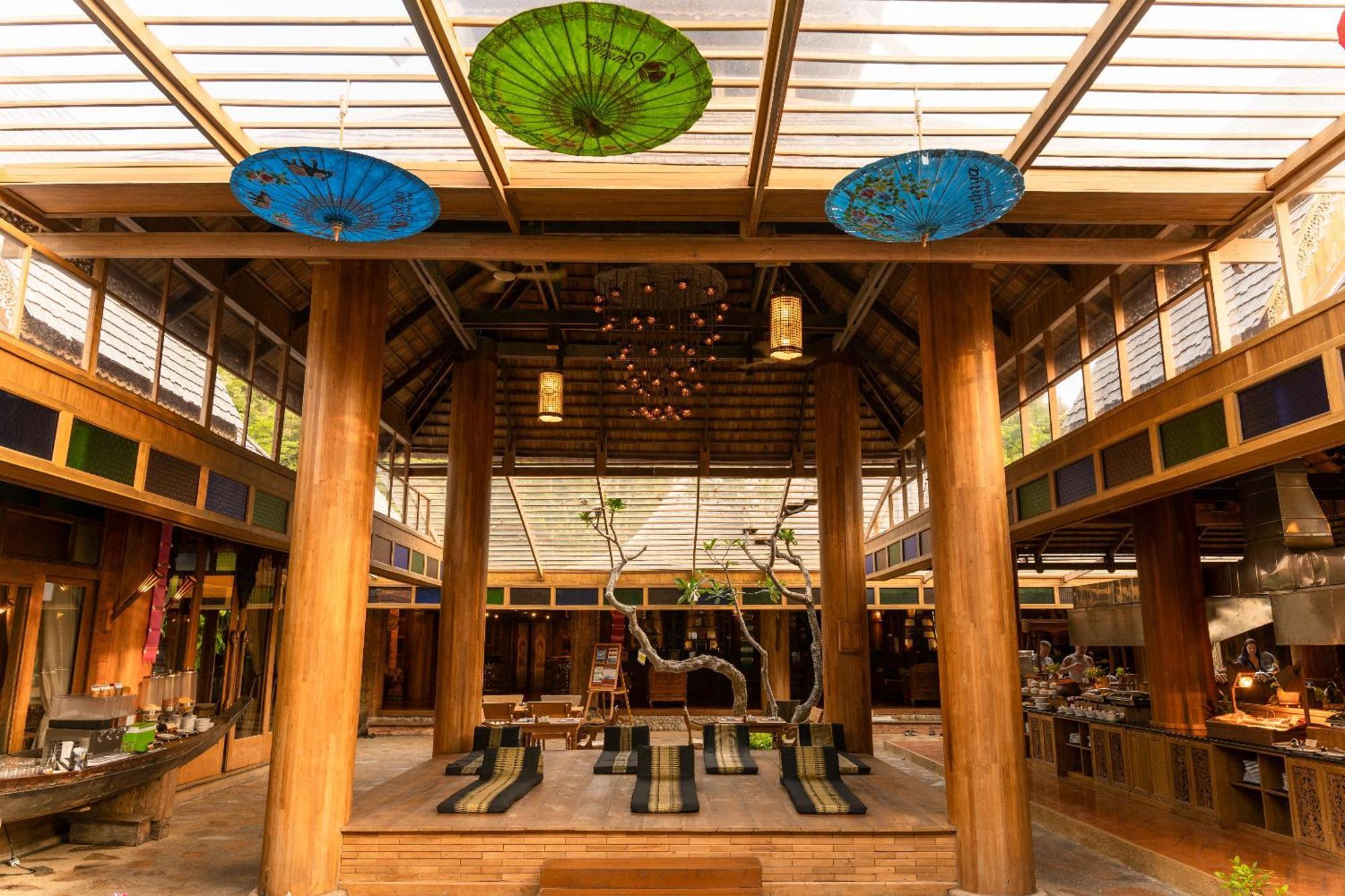 Santhiya Koh Phangan Resort&Spa - SHA Extra Plus Bagian luar foto The interior of the Asian Art Museum of San Francisco